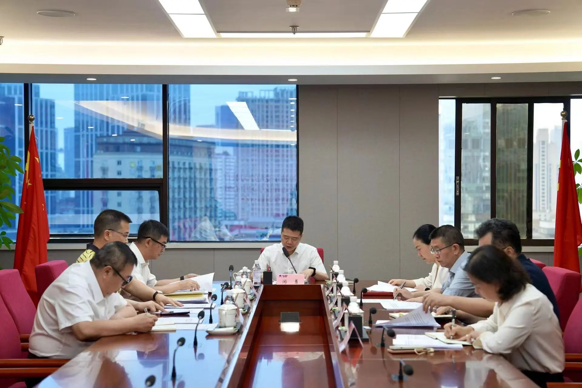 省Z6尊龙凯时集团党委领导班子党纪学习教育专题学习研讨会暨党委理论学习中心组2024年第四次专题学习研讨会召开