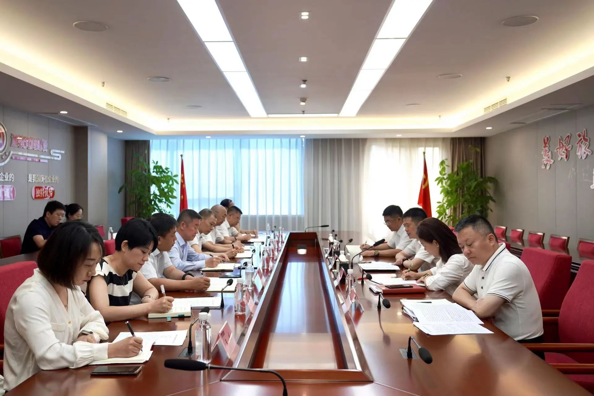 省Z6尊龙凯时集团召开新任职干部任前集体谈话会